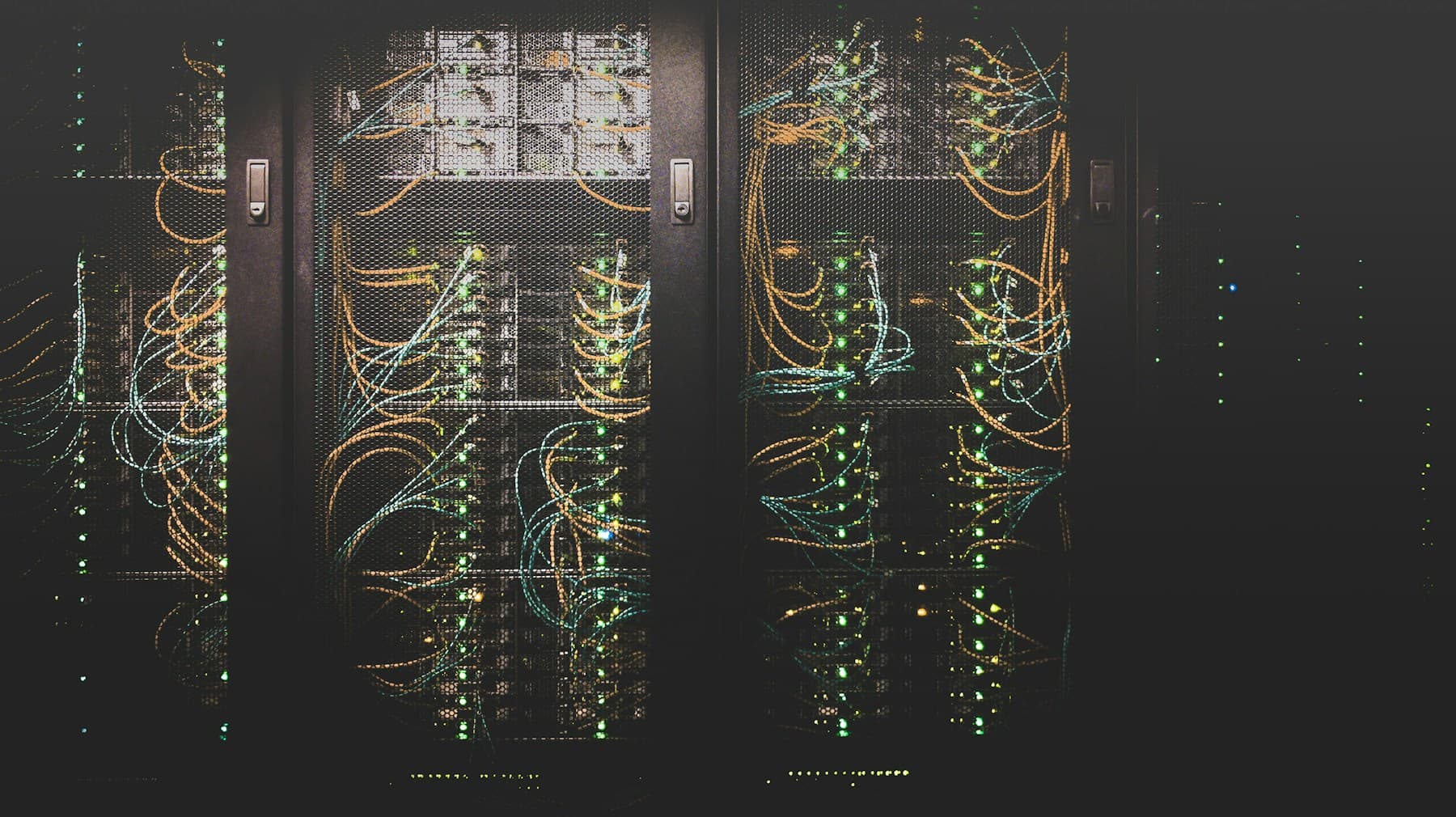 Infraestructura profesional de servidores y redes